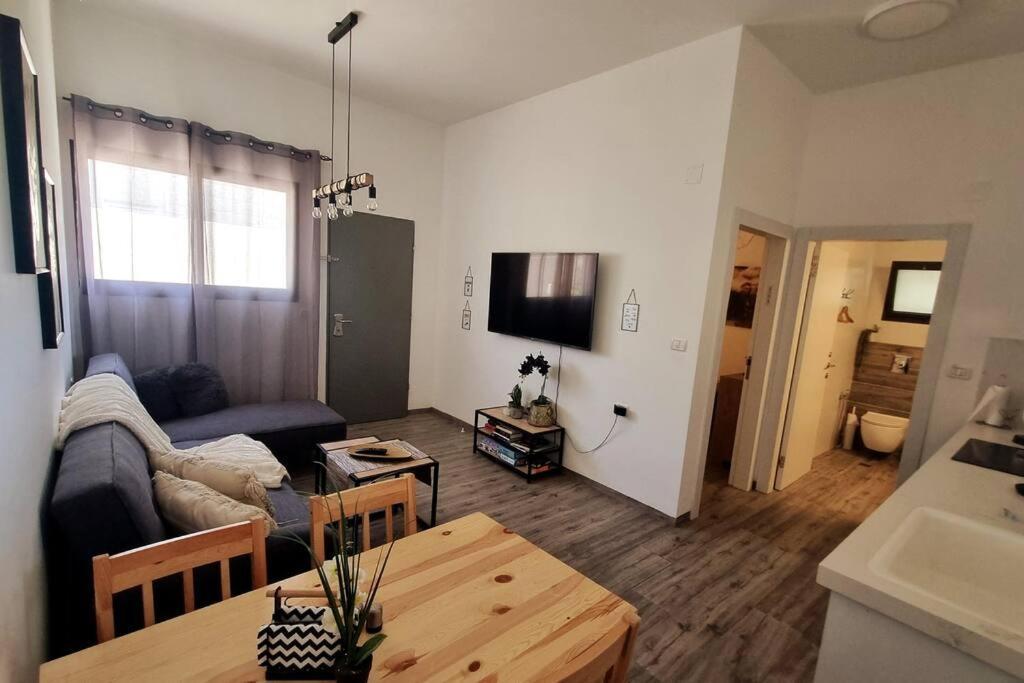 יחידת אירוח קסומה למרגלות הגלבוע Apartment Sede Terumot Exterior foto